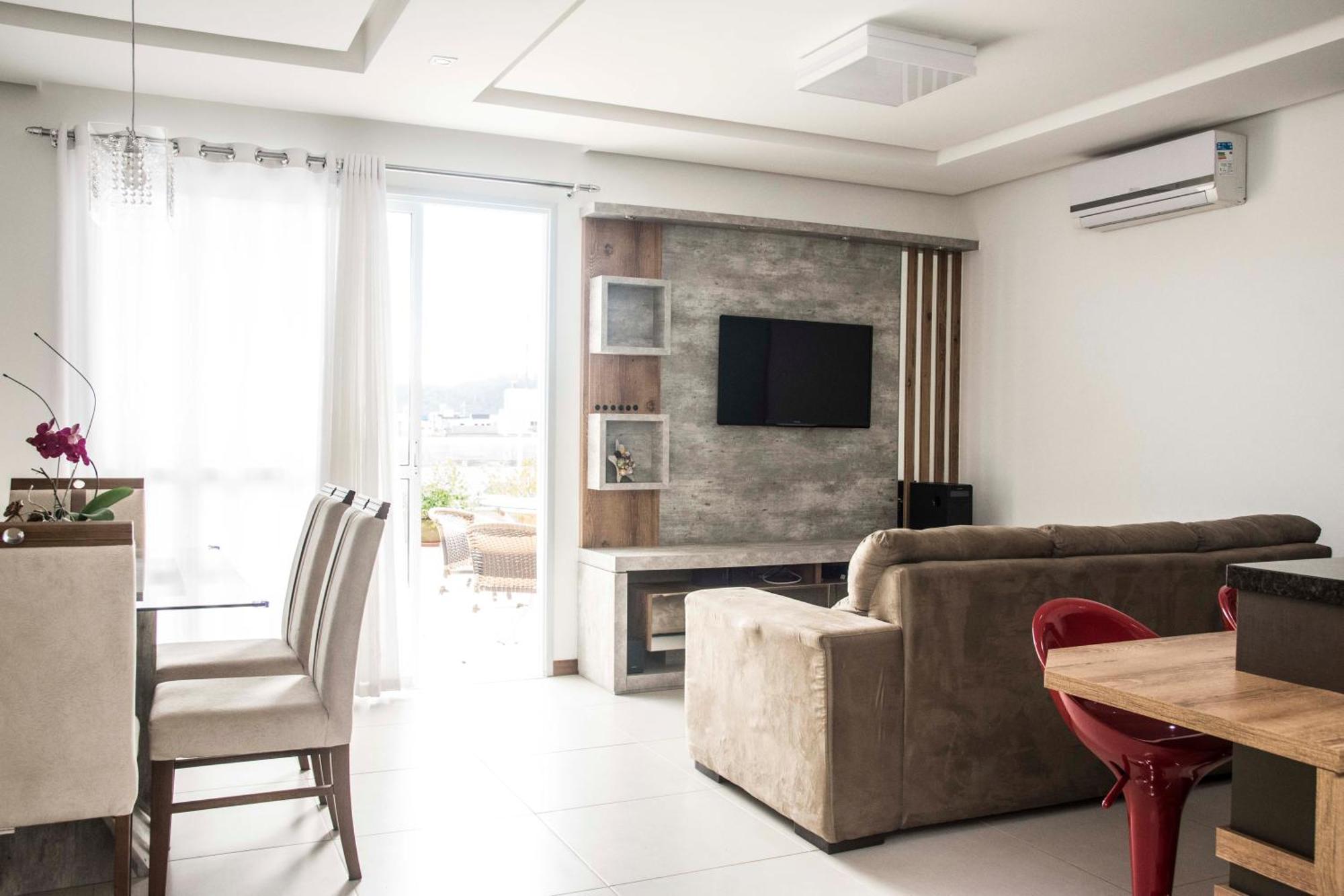 Cobertura No Centrinho Dos Ingleses Com Jacuzzi Privativa Ing-010-1303 *