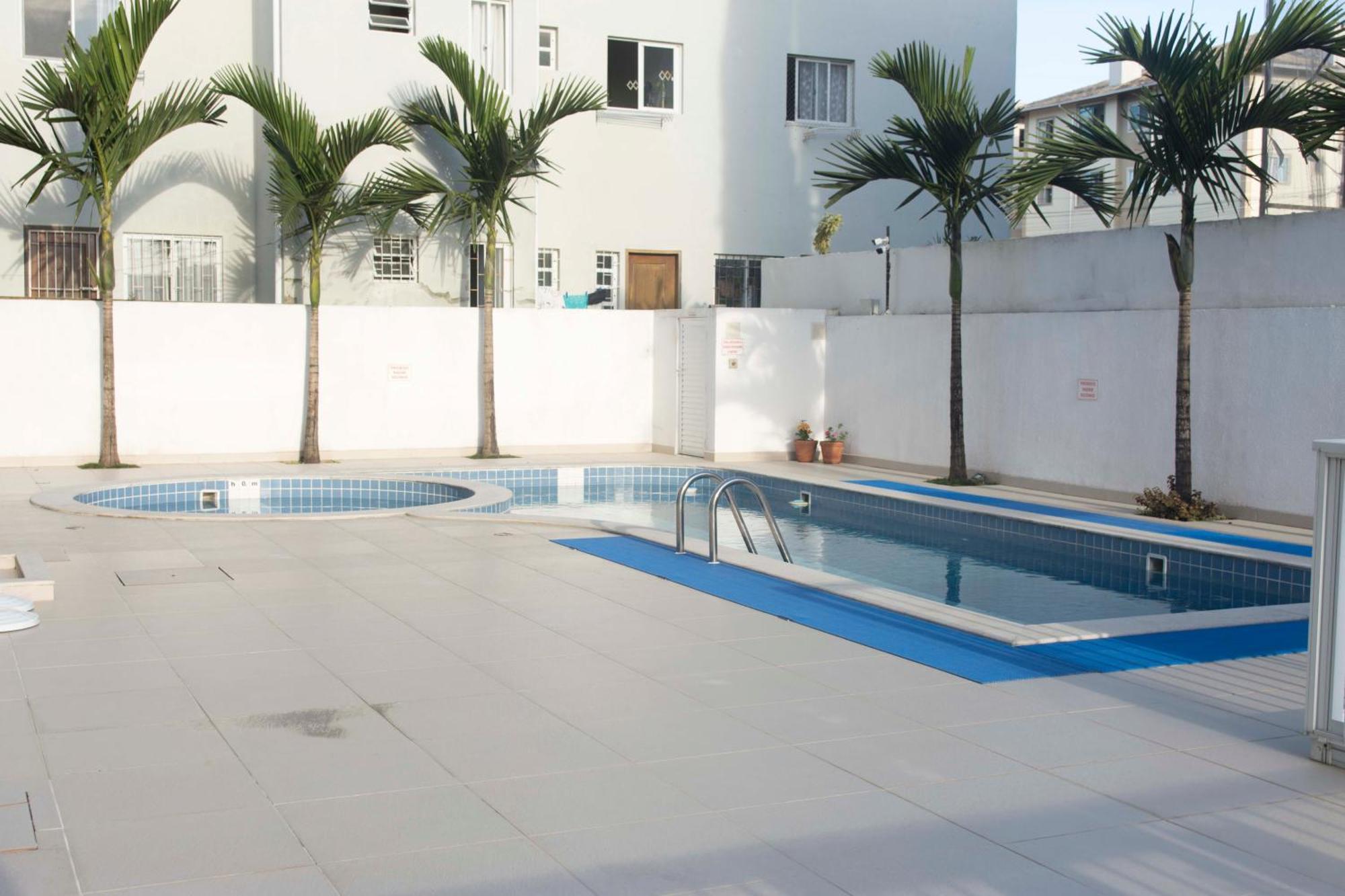 Cobertura No Centrinho Dos Ingleses Com Jacuzzi Privativa Ing-010-1303